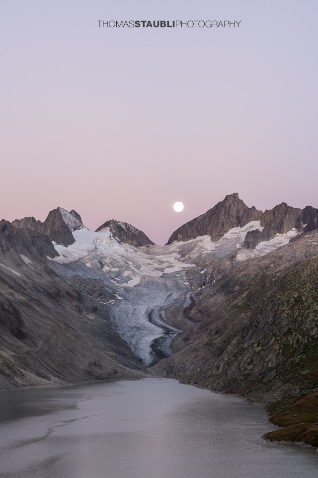Vollmond über dem Oberaargletscher