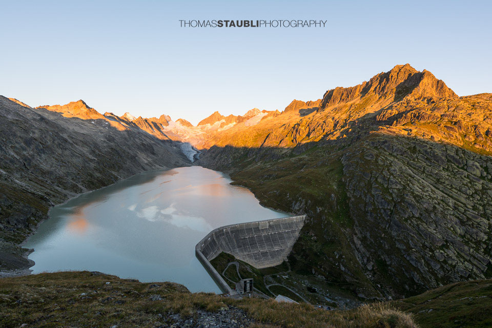 Oberaarsee mit Oberaargletscher