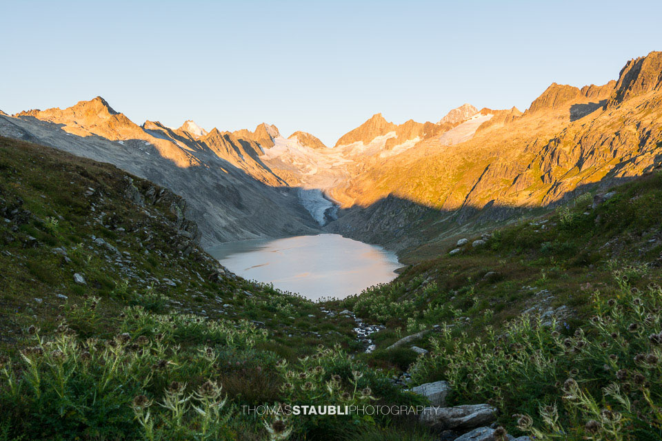 Oberaarsee mit Oberaargletscher