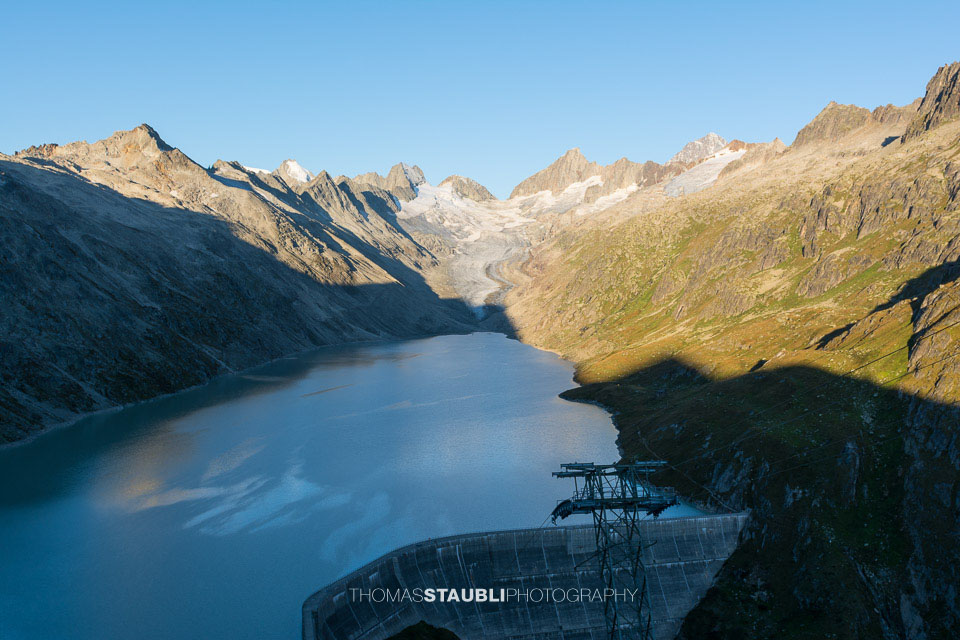 Oberaarsee mit Oberaargletscher