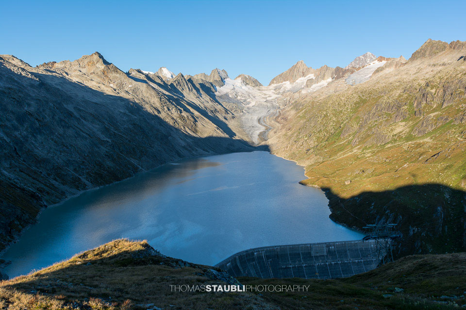 Oberaarsee mit Oberaargletscher