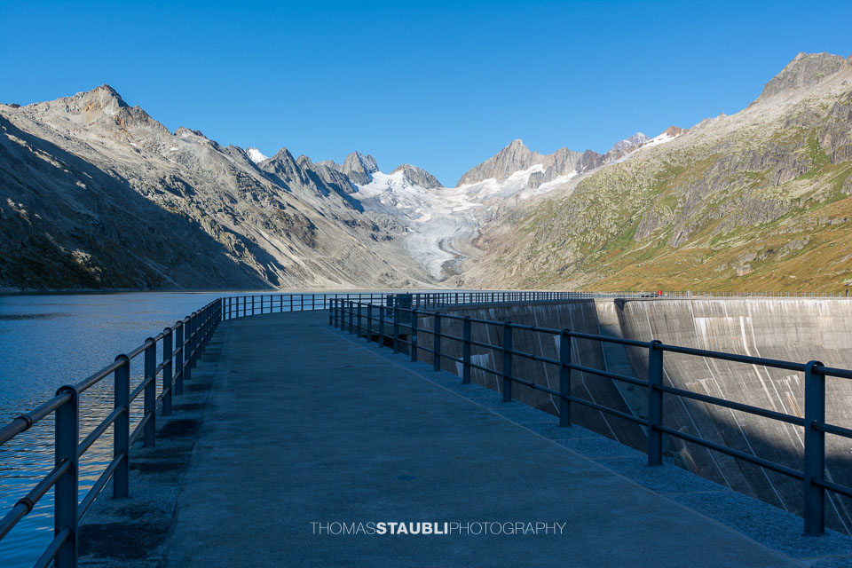 Staumauer des Oberaarsees