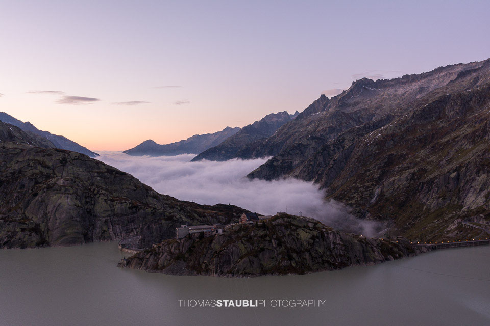 Nebemeerl über dem Haslital