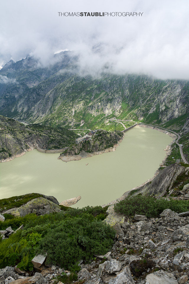 Blick hinunter zum Hotel Grimsel Hospiz