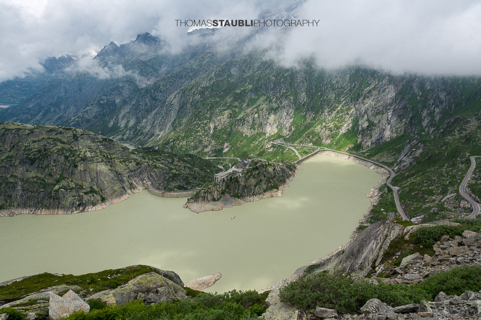 Blick hinunter zum Hotel Grimsel Hospiz