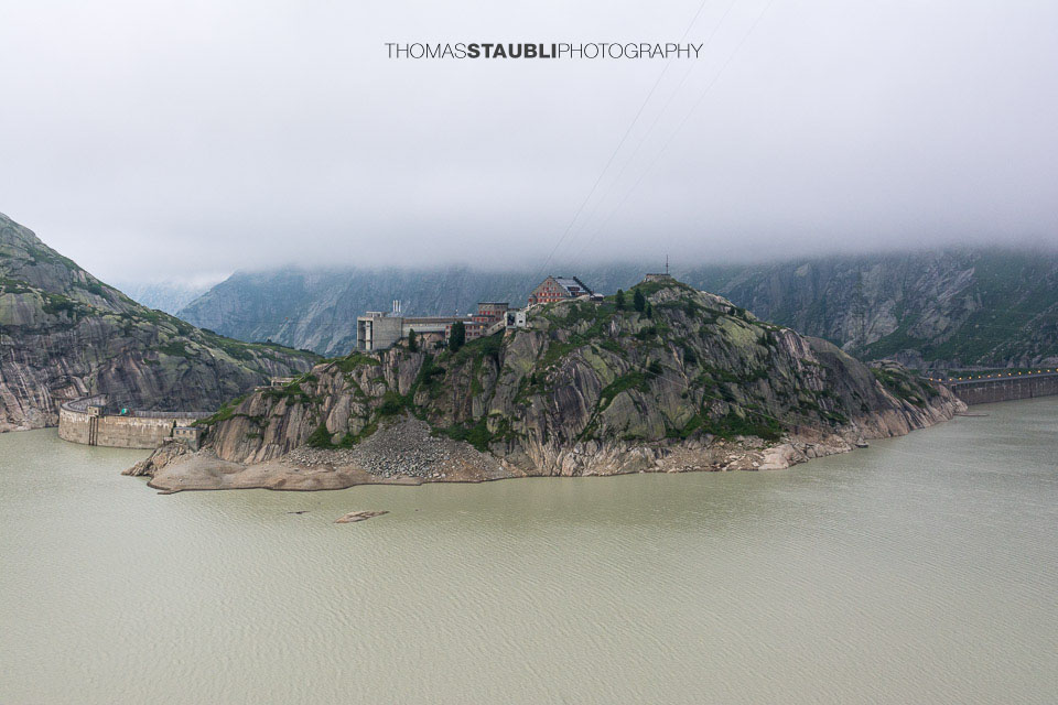 Nebel über dem Grimsel Hospiz