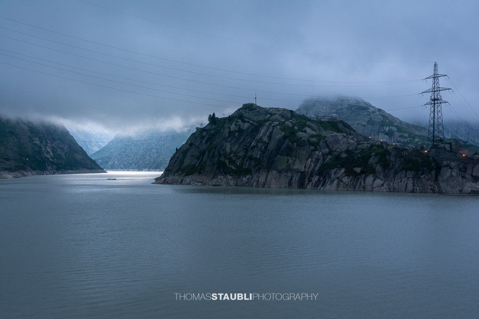 Nebel über dem Grimselsee