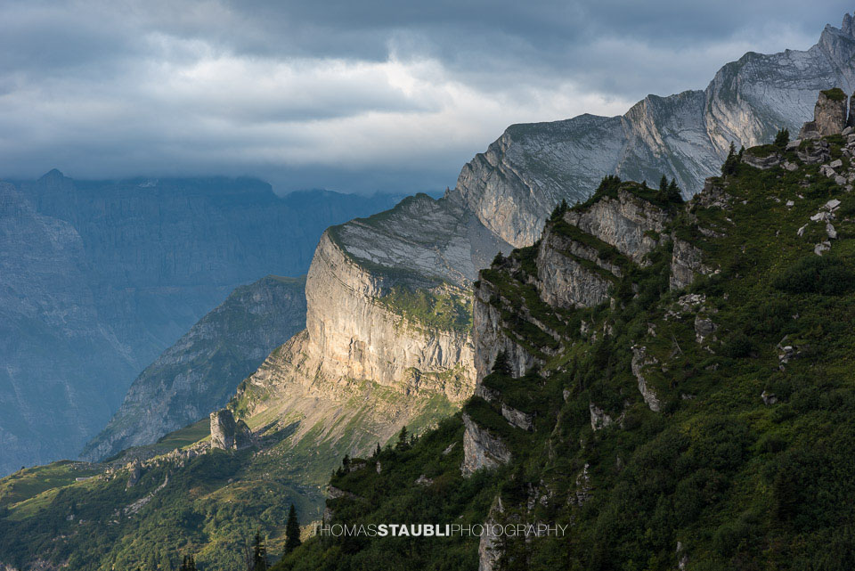 Sonnenstrahlen am Vorder Ortstock