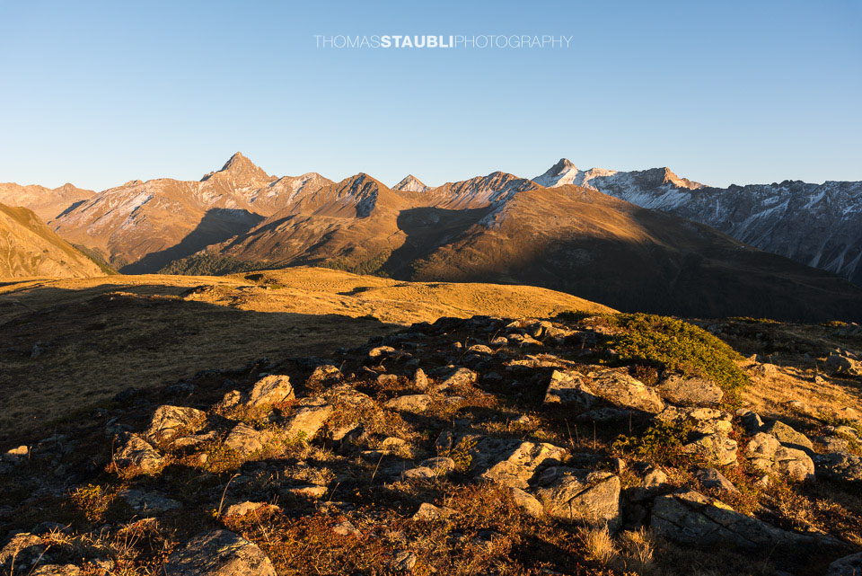 die letzten Sonnenstrahlen auf dem Cuolm da Latsch