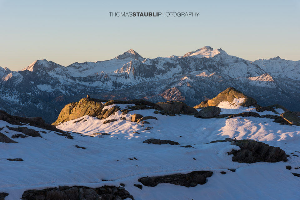 Blick zum Pizzo Gallina, Mittaghorn und Galmihorn