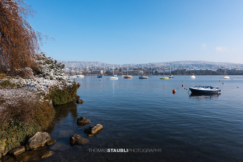 Boote am General-Guisan-Quai in Zürich