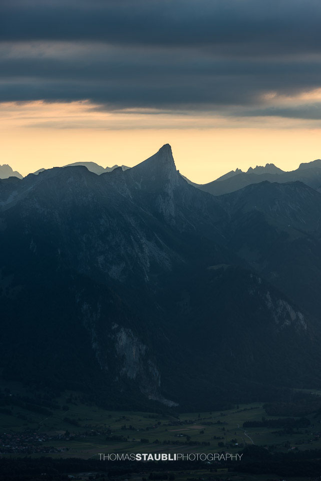 Gewitterstimmung über dem Stockhorn
