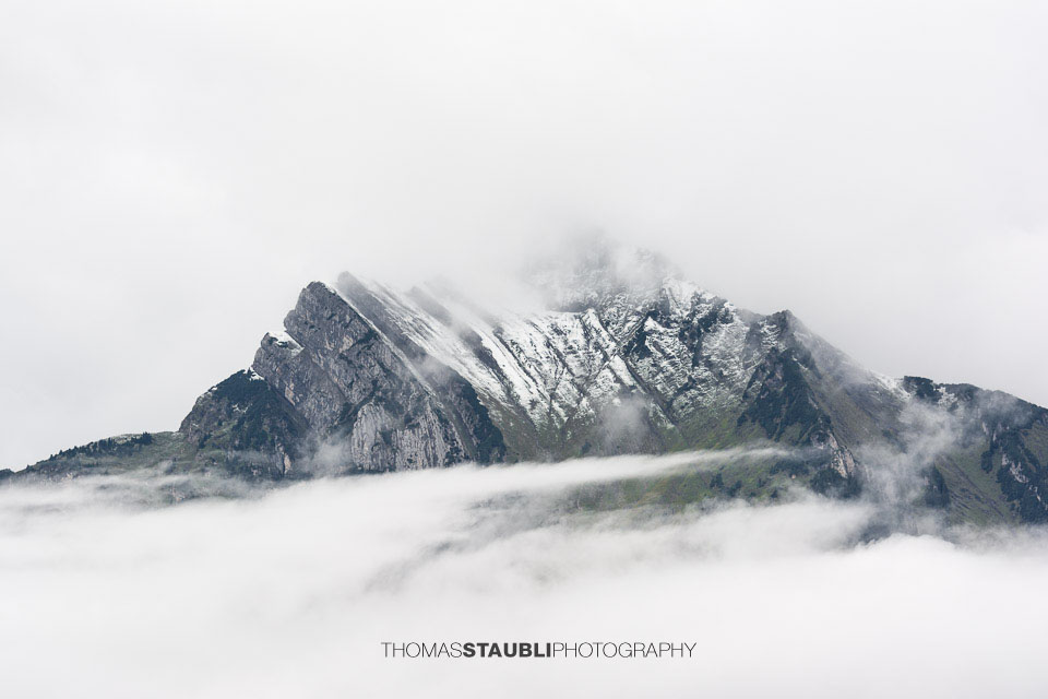der Gipfel des Sichelchamms umhüllt von Wolken
