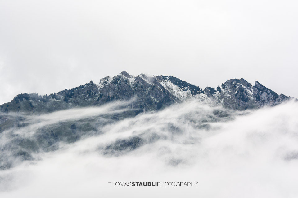 Wolken und Schnee an der Alviergruppe