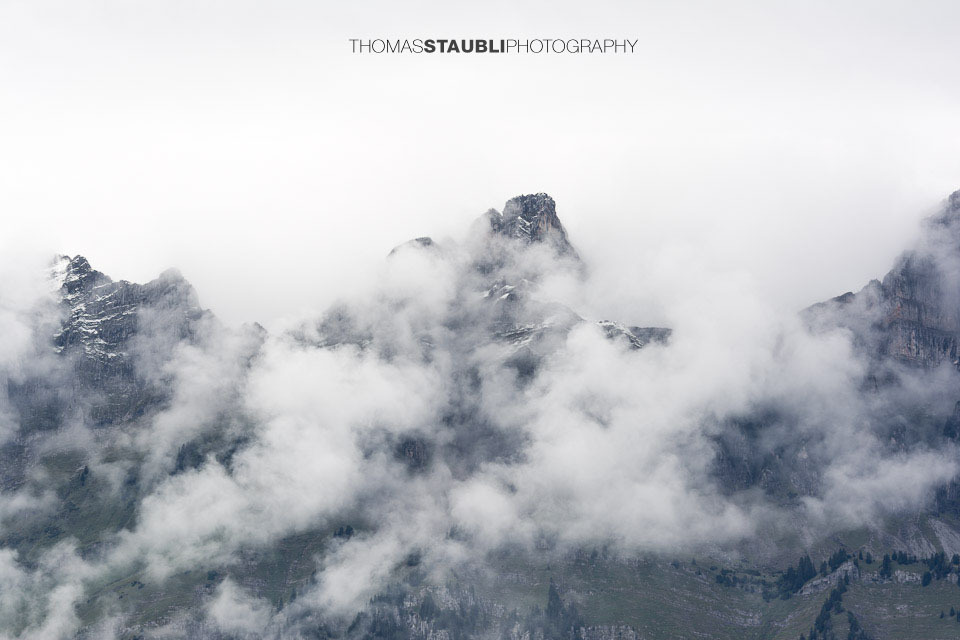 Wolken am Frümsel der Churfirsten