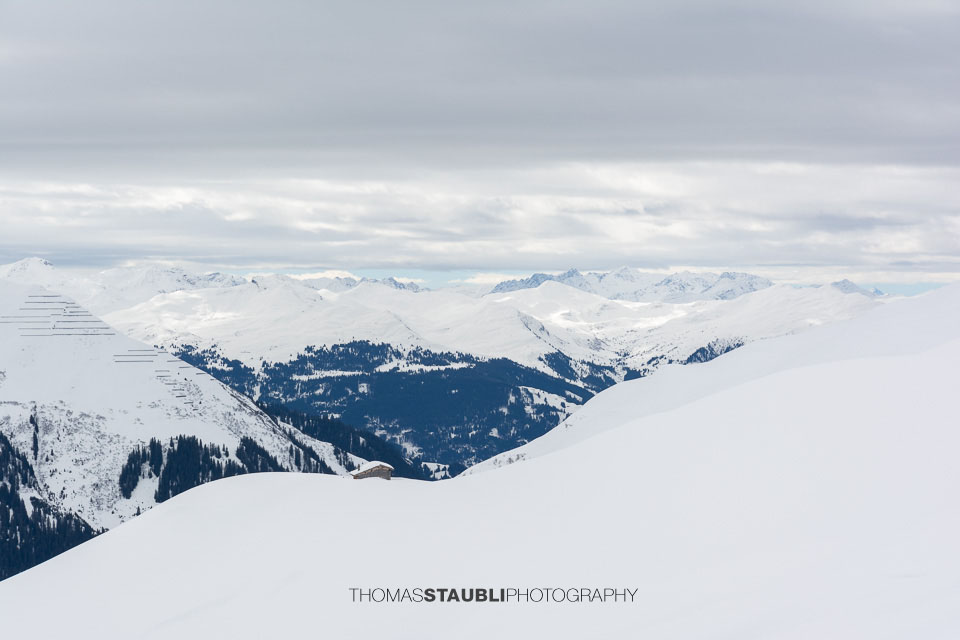 verschneite Winterlandschaft im Prätigau