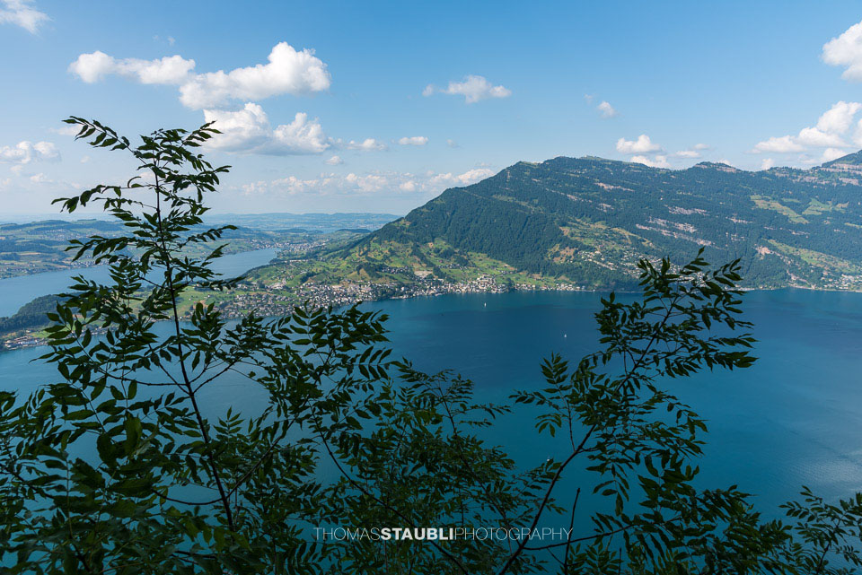 Blick vom Känzeli auf dem Bürgenstock Richtung Weggis und Rigi im Hintergrund
