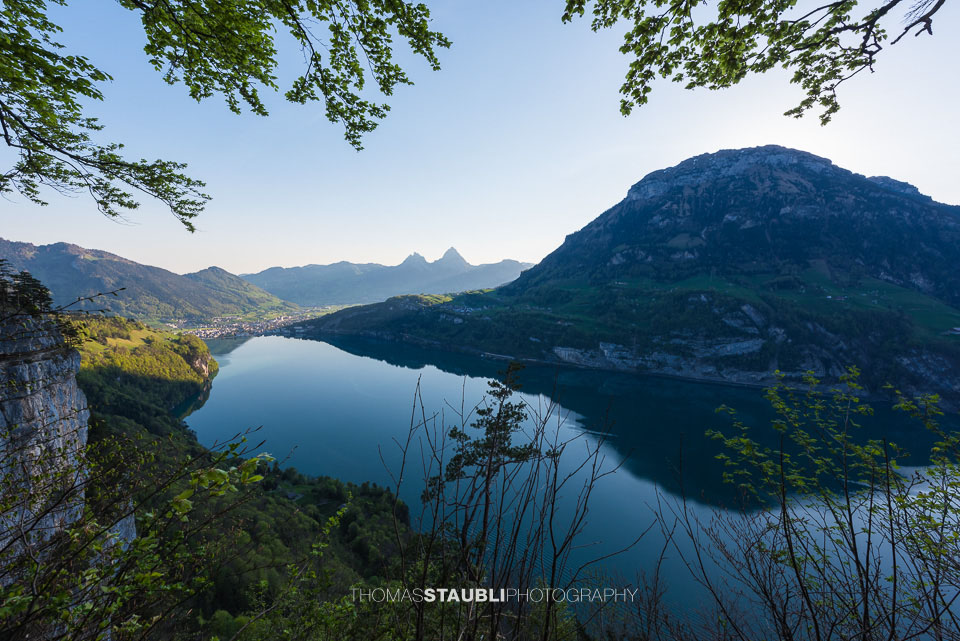 Morgenstimmung bei der Schwandenflue in Seelisberg mit Blick auf den Urnersee, Brunnen und die Mythen
