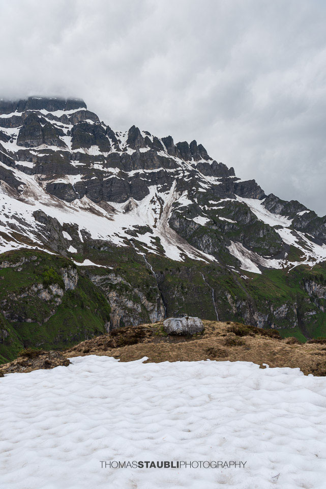 Schneereste am Glärnischmassiv