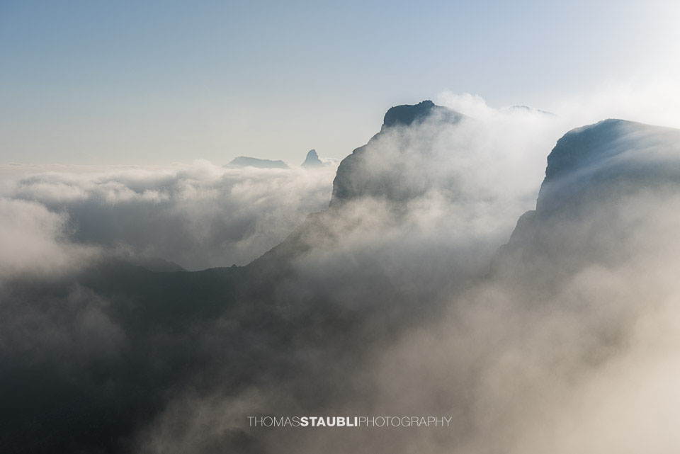 Unterwaldner Voralpen im Nebelmeer