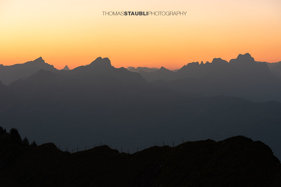 Morgenrot über den Zentralschweizer Alpen