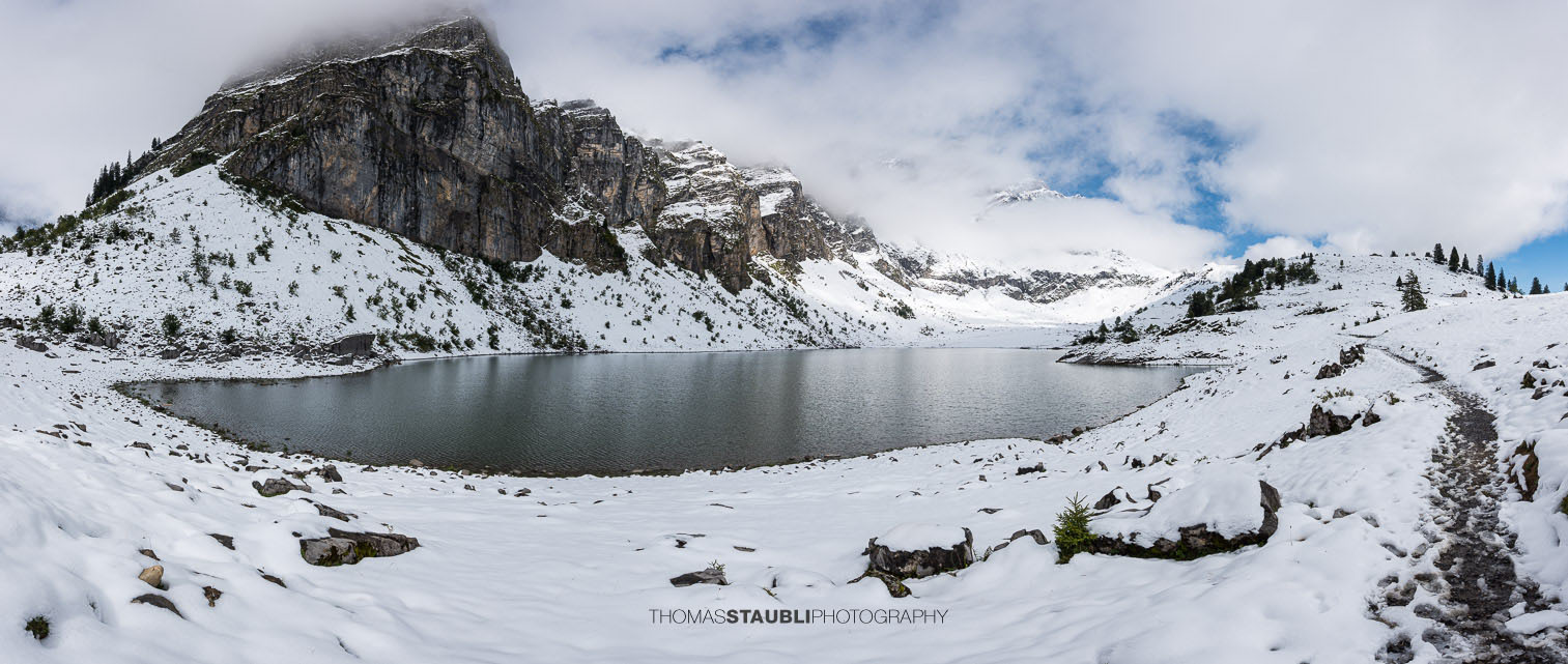 erster Schnee im September 2024 am Oberblegisee