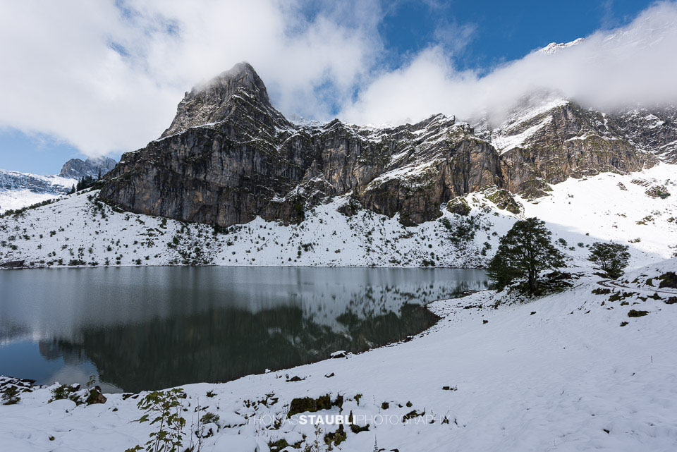 verschneiter Oberblegisee