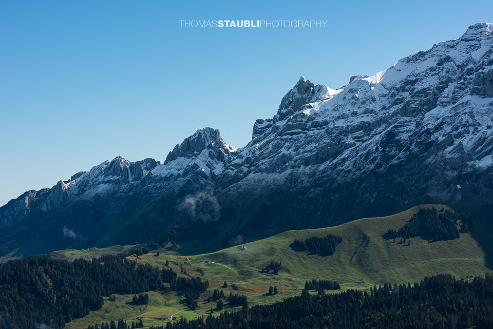 leicht verschneiter Alpstein