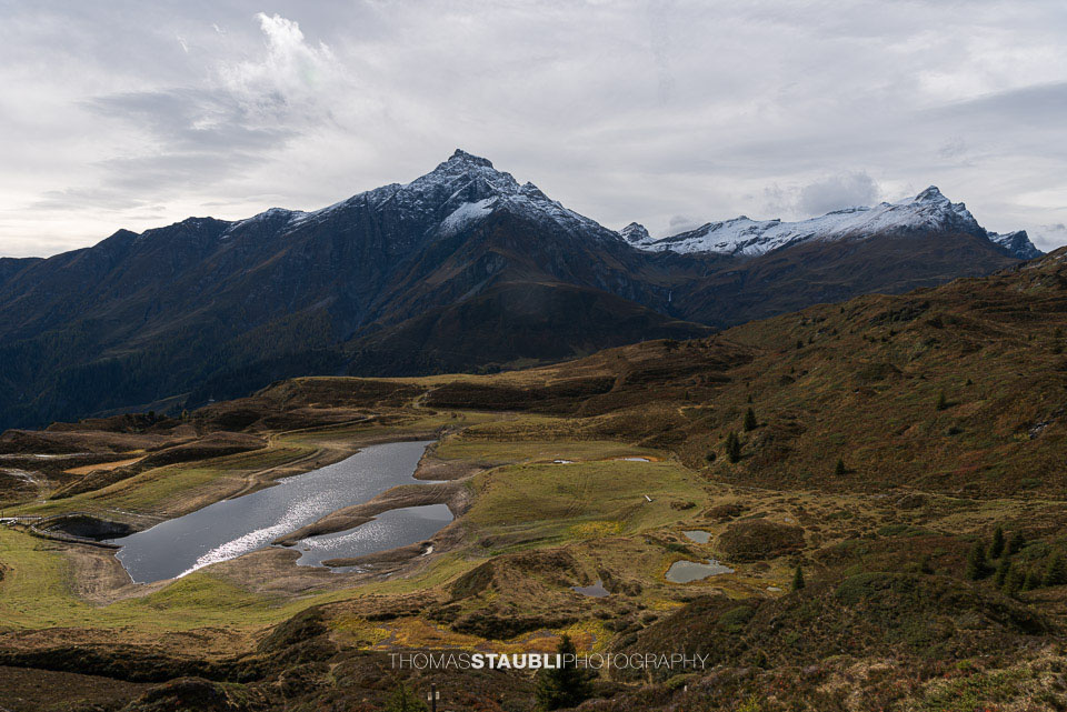 Blick hinunter zum Luschersee