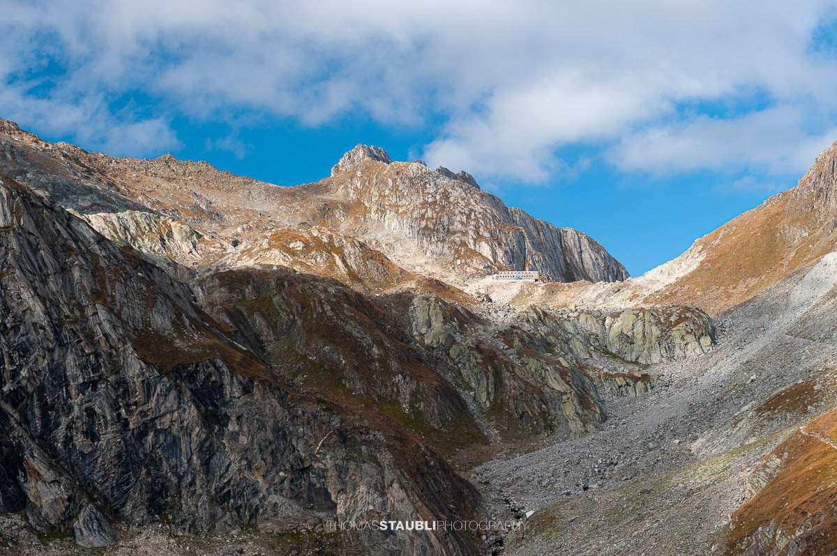 die Capanna Cristallina oberhalb des Lago Sfundau