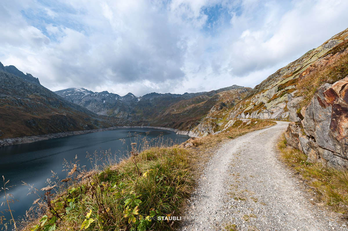 Weg am Lago di Lucendro
