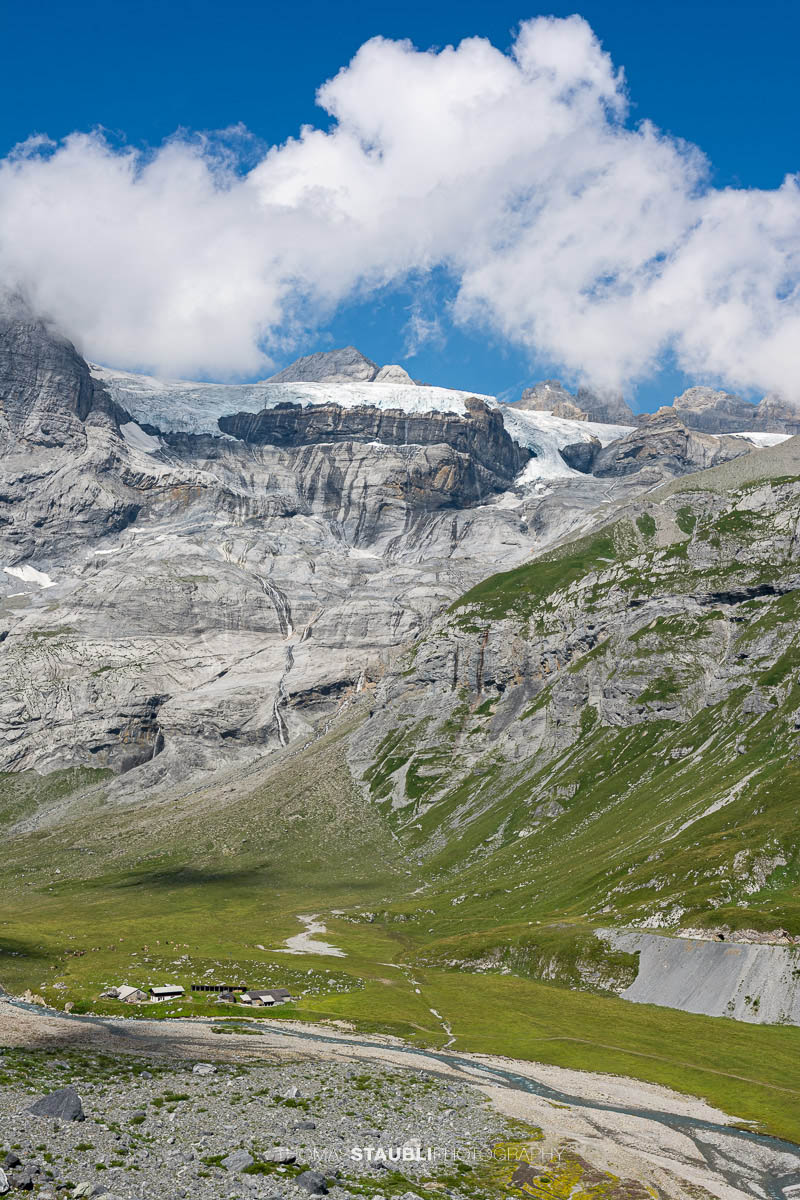 Blick auf Ober Sand, im Hintergrund der Claridenfiren 2013