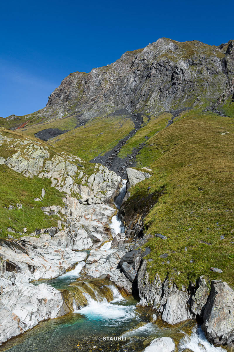 klares Wasser der Brenno della Greina