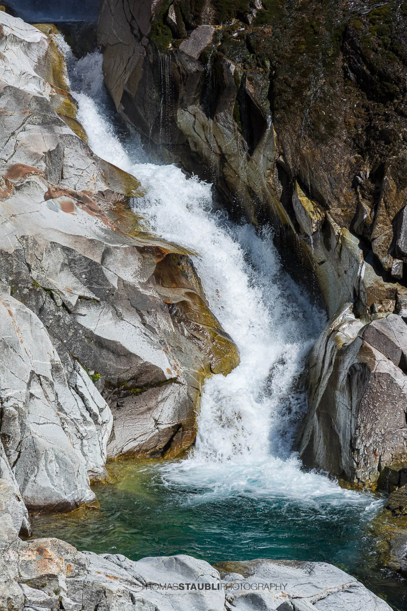 klares Wasser der Brenno della Greina