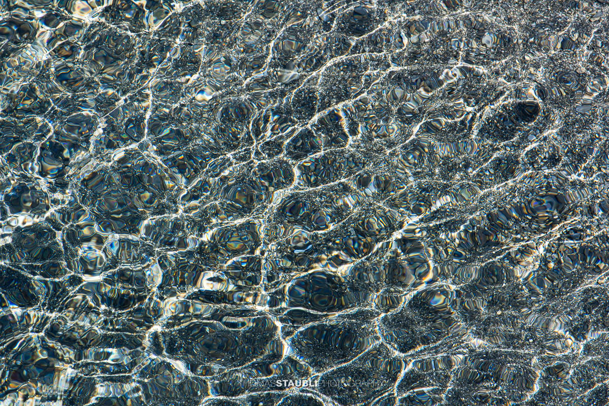 das glasklare Wasser des Rein da Sumvitg