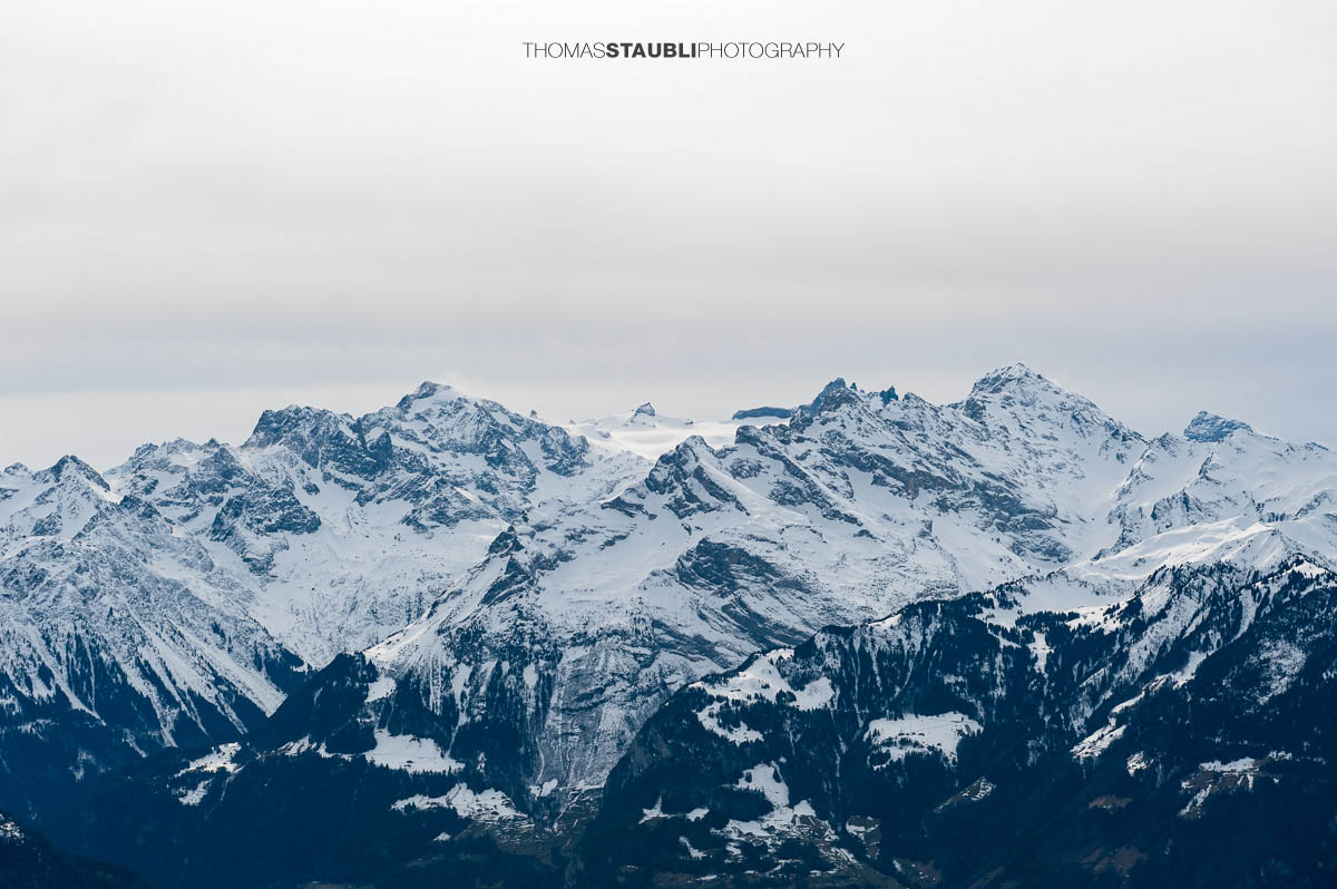 verschneite Urner Bergwelt