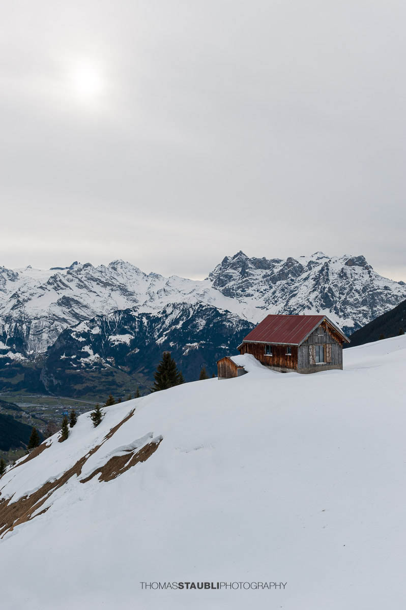 Abenddämmerung über dem Reusstal