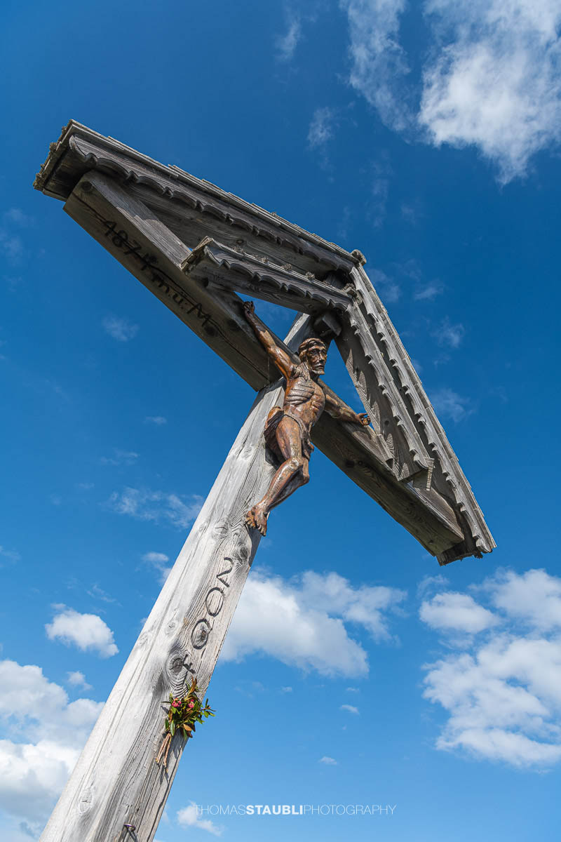 Gipfelkreuz auf der Hüenderegg