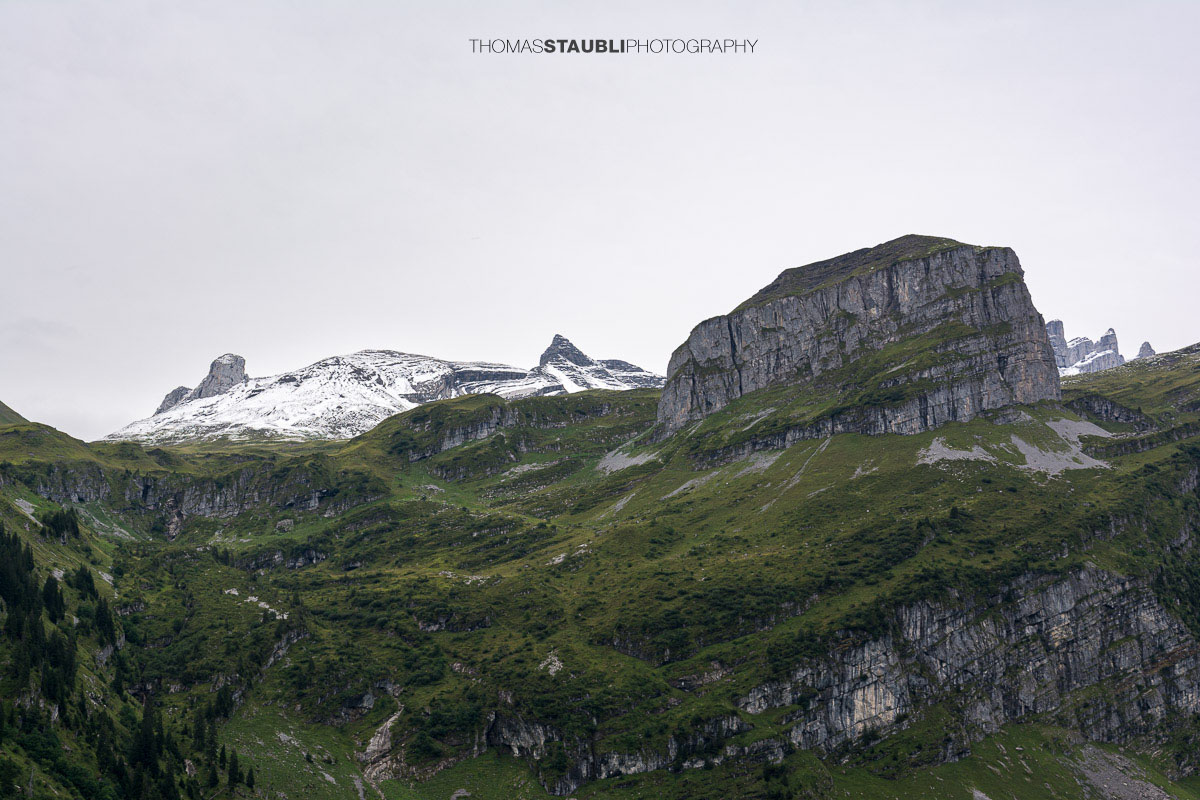 Blick von der Seenalp zum Mattner Stock im Kanton Uri.